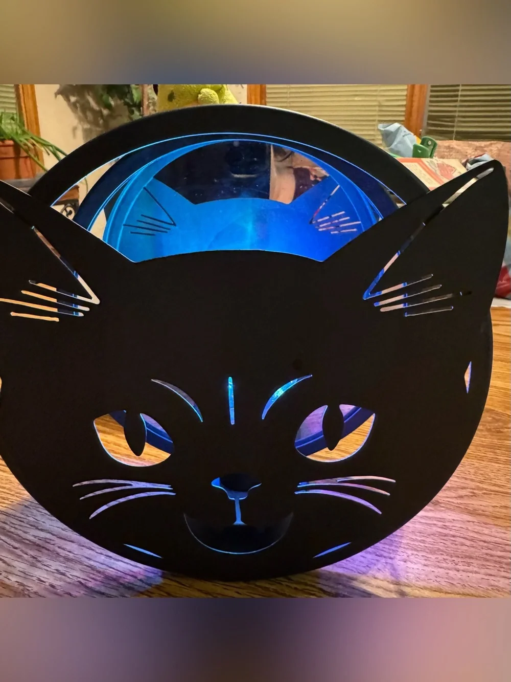 Halloween metal black cat mirror with battery operated color changing lightbulb